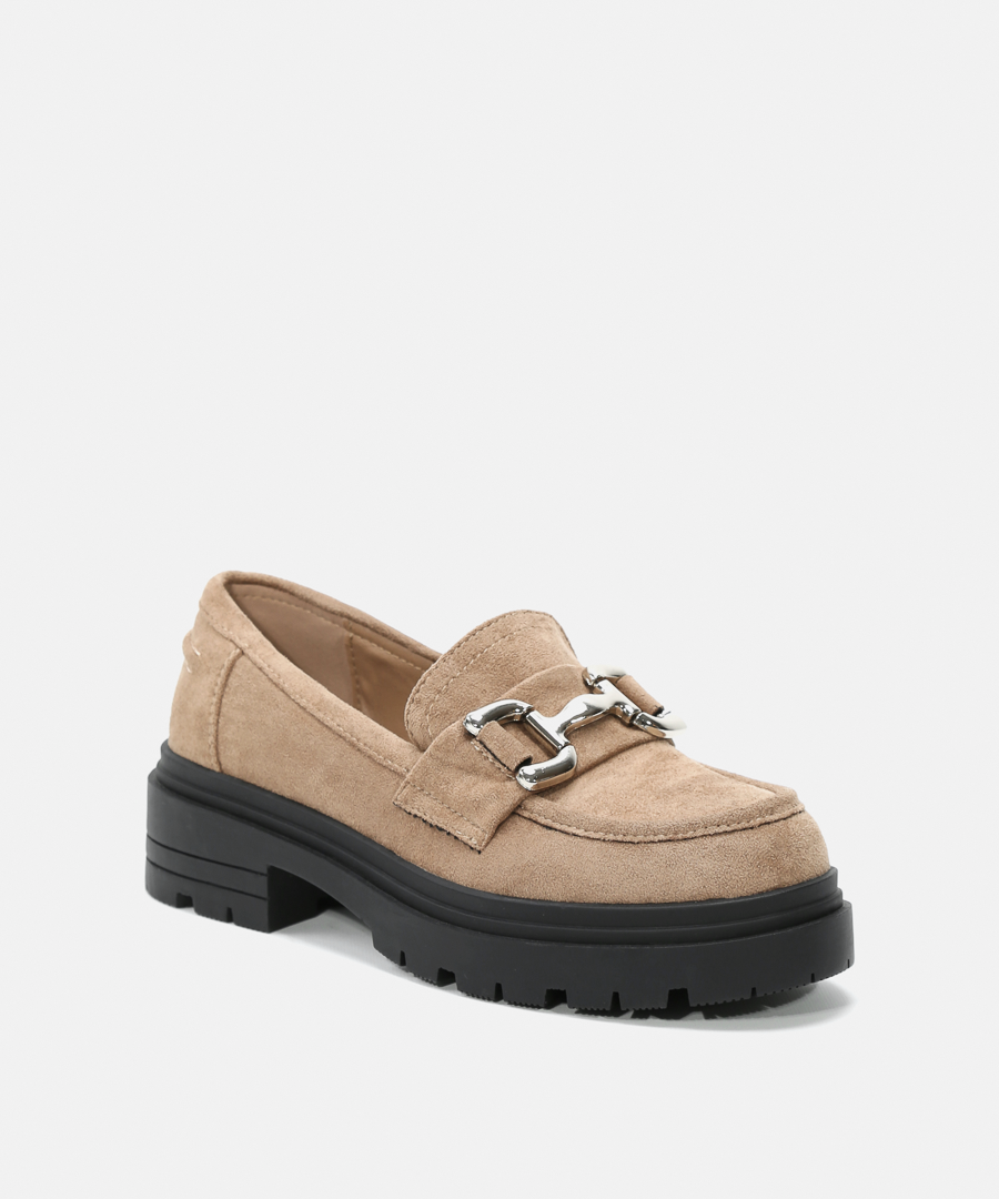 Mocassins detalhe corrente image number null